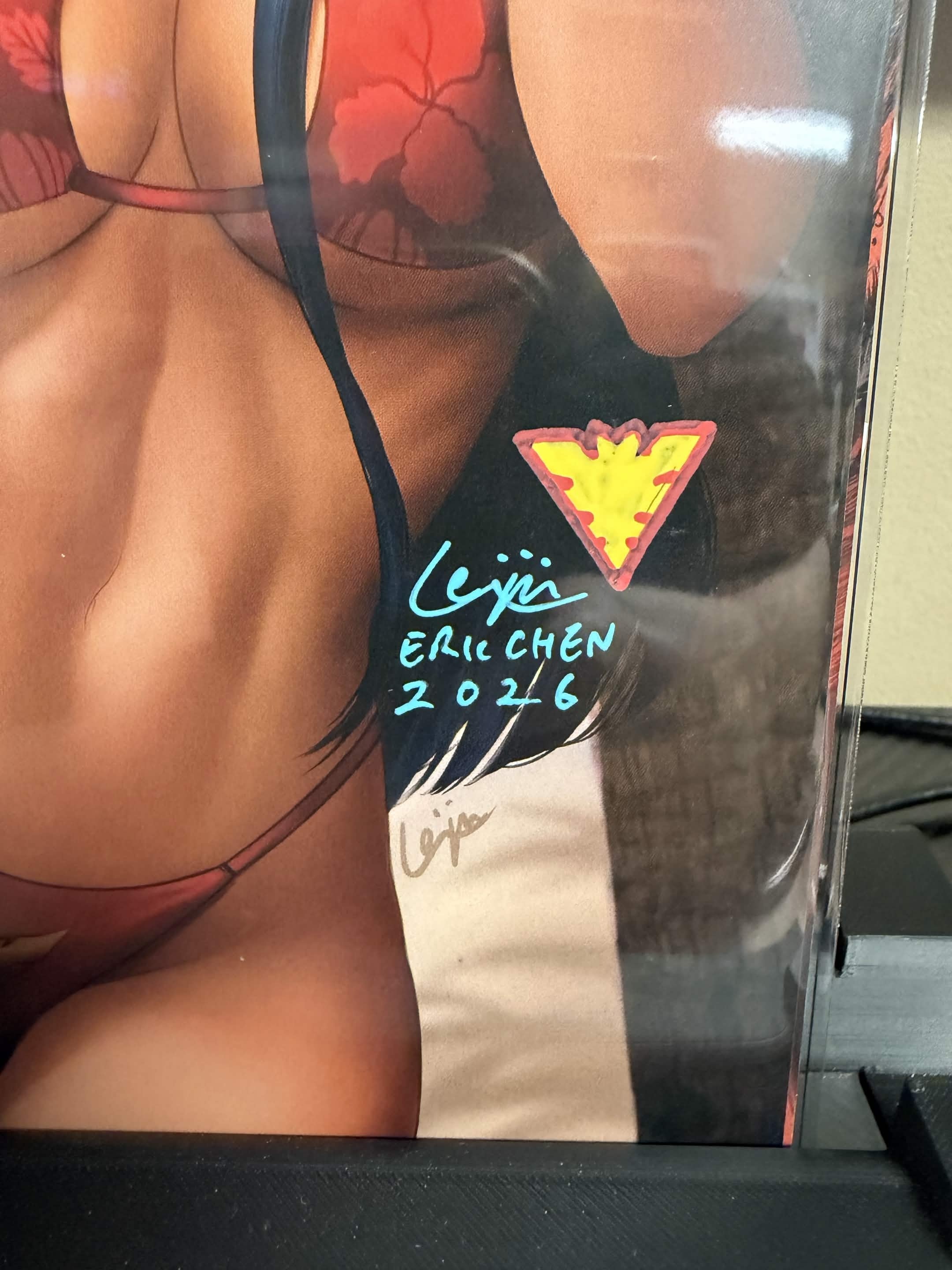 ✍️ Vampirella: Summer Special 2026 Virgin Variant by Eric "Weijic" Chen (Limited to 500) Signed in Blue Ink & Emblem Remark