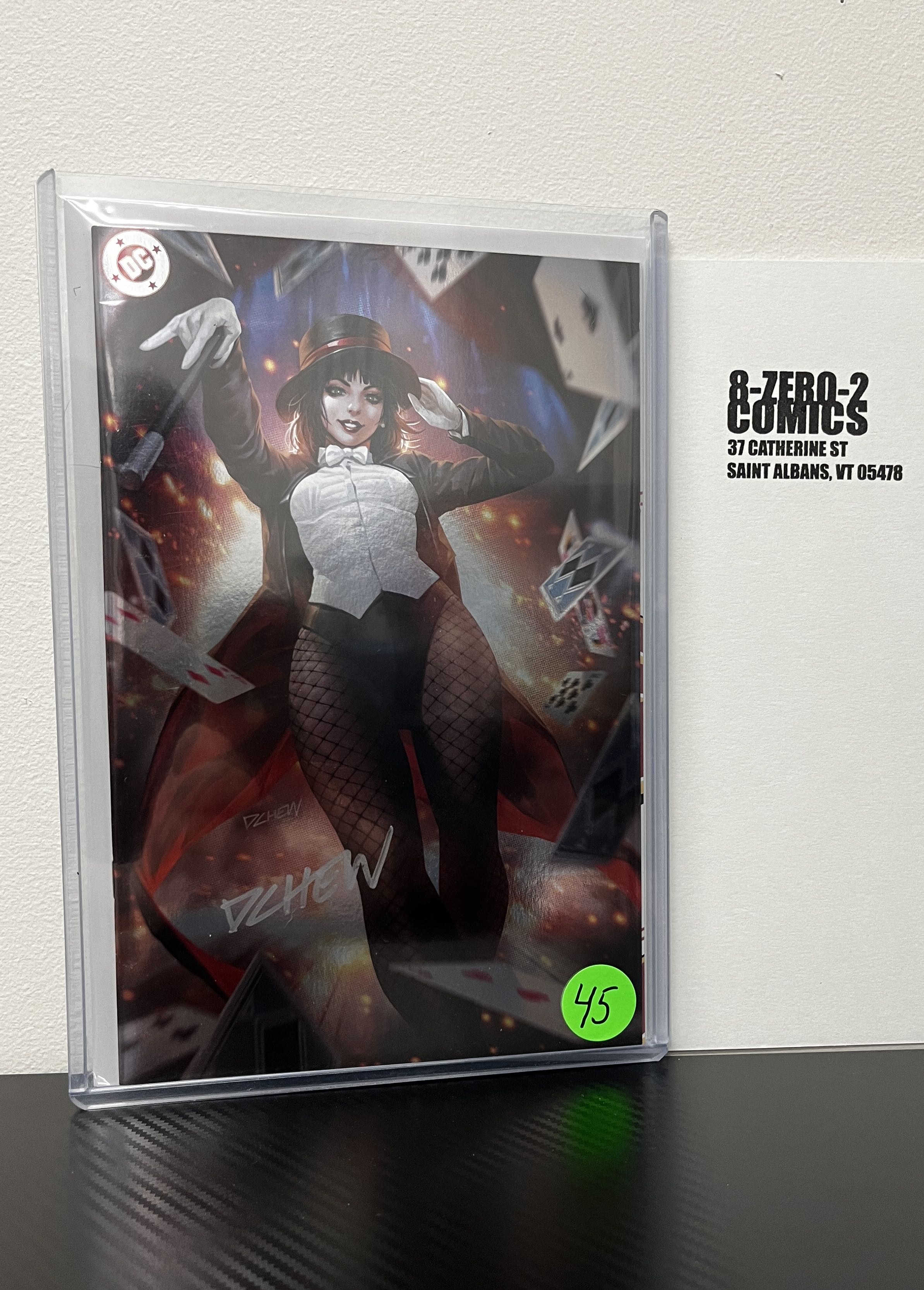 Zatanna #1 - Derrick Chew Foil [Signed in Silver Ink]
